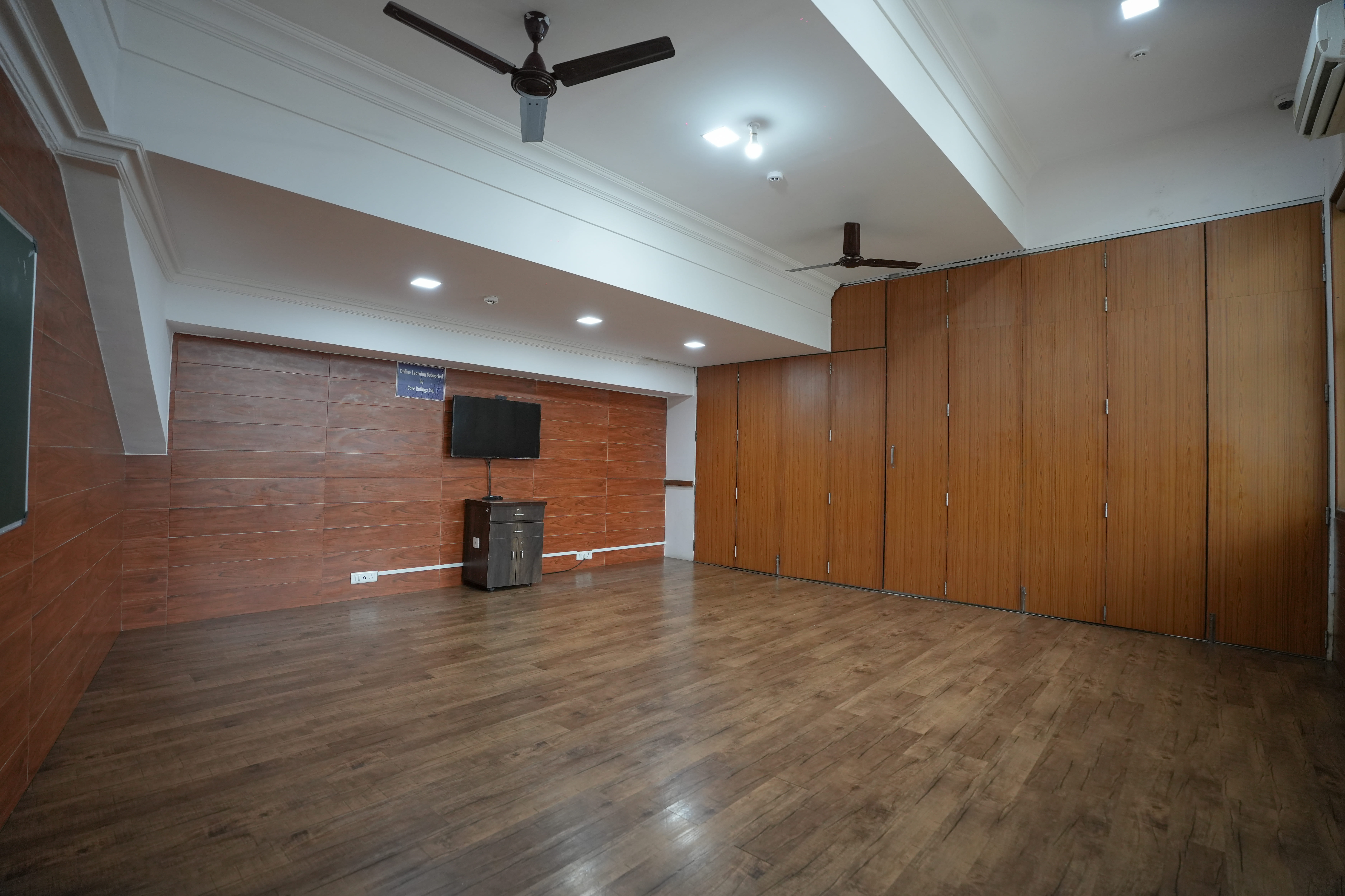 Dance-Floor